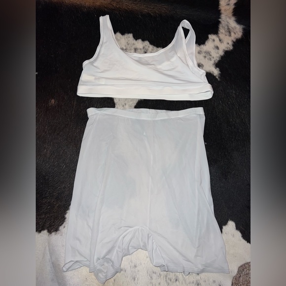 Skims 2 piece lounge set - Picture 1 of 2